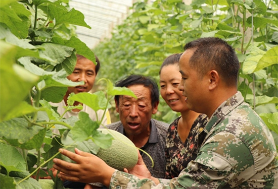 脱贫群众自立自强，科学助农共同富裕