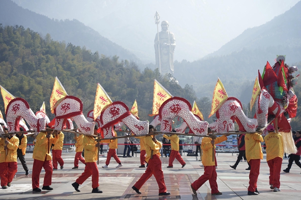 新春走基层｜传统文化拥抱时代潮流 解锁九华新玩法