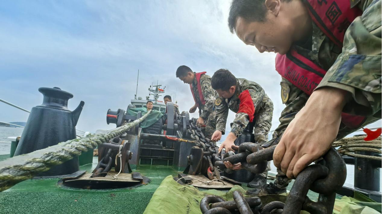 浙江海警全力做好防台防汛工作